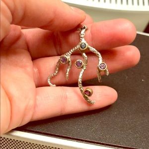 Silver gemstone pendant